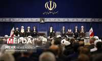 تاکید رهبر انقلاب بر اولویت قرار دادن مسائل اقتصادی/دولت ازظرفیت مردمی استفاده کند